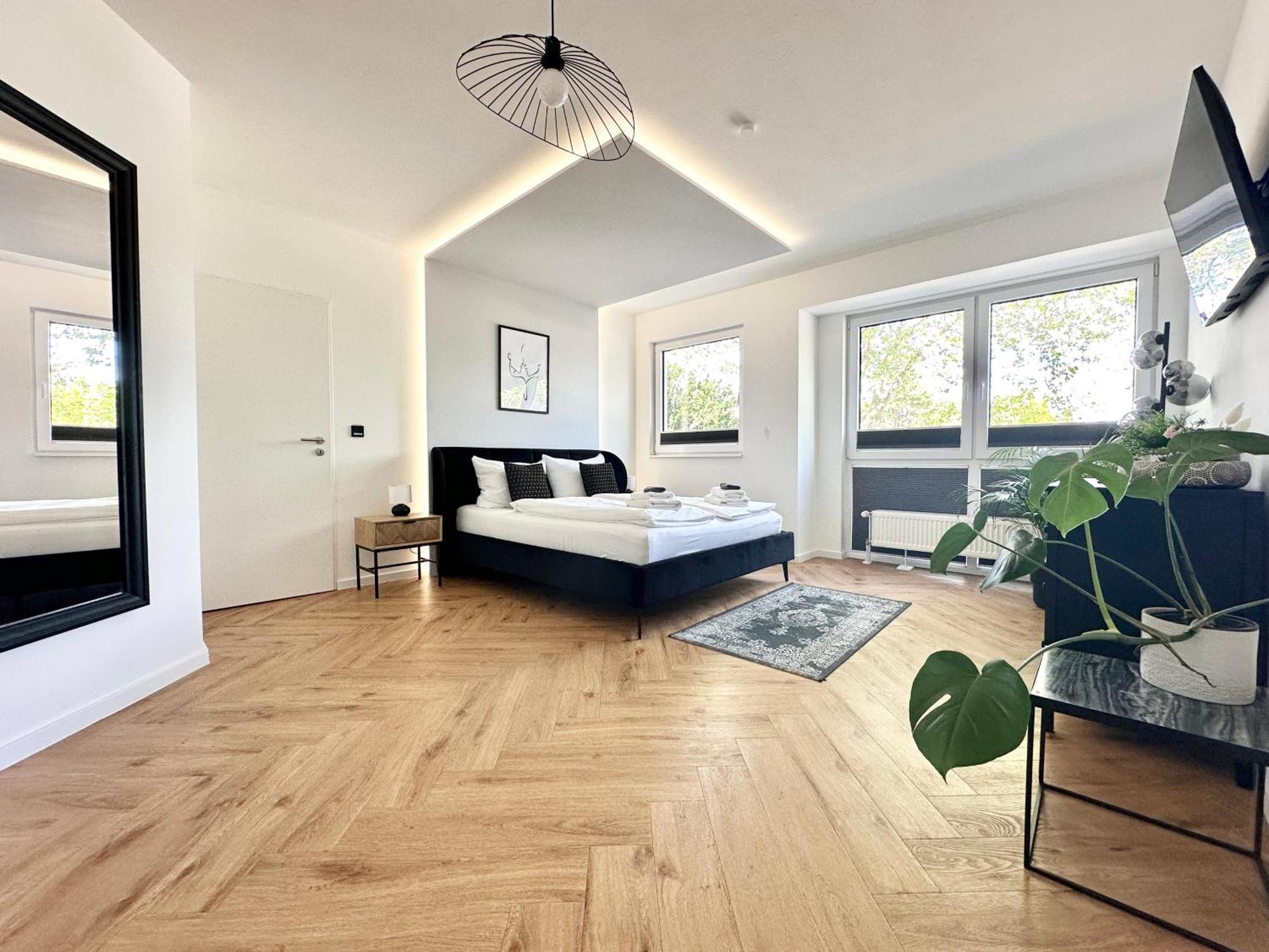 Modern Apartment - Fuer Freunde & Familien, Stadtnah, Parkplatz, E-Ladestation, Gitterbox Fuer Fahrraeder, Fitnessstudio, Digitale Gaestemappe Mit Restaurant- Und Unternehmenstipps Coblence Extérieur photo