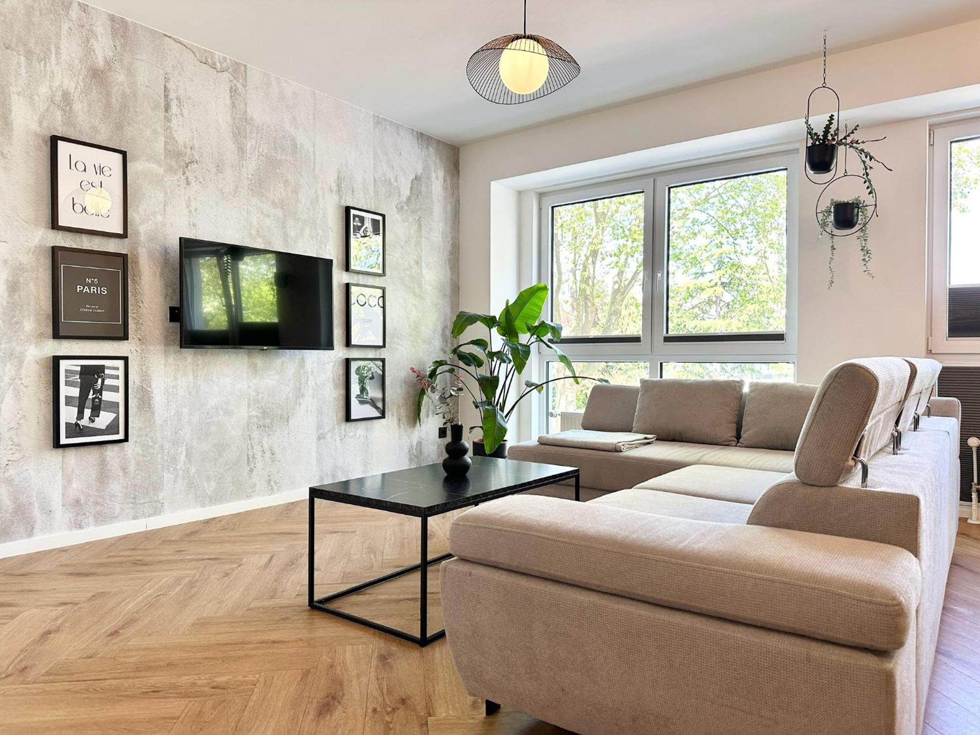 Modern Apartment - Fuer Freunde & Familien, Stadtnah, Parkplatz, E-Ladestation, Gitterbox Fuer Fahrraeder, Fitnessstudio, Digitale Gaestemappe Mit Restaurant- Und Unternehmenstipps Coblence Extérieur photo